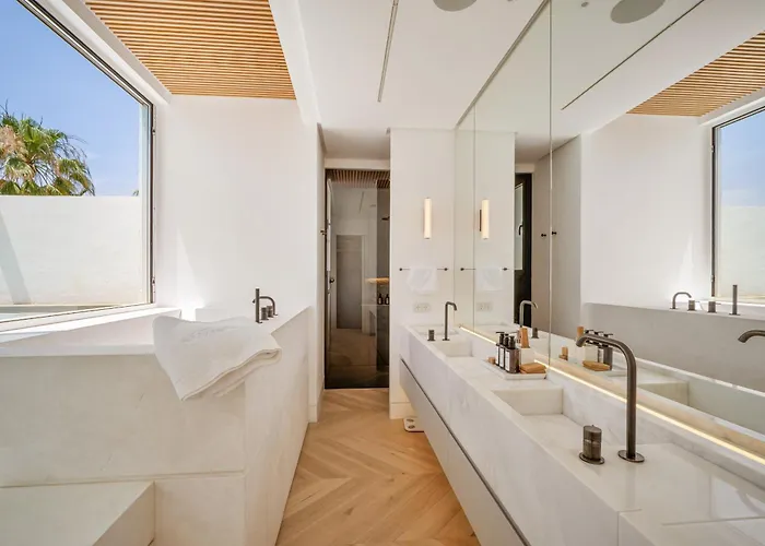 Orquidea 21 A Luxurious Duplex In Persian Gardens Puente